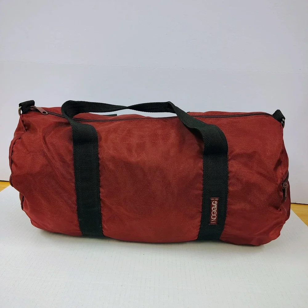 Vintage 90's Sasson Burgundy Red Nylon Duffle Bag Gym Travel Weekend Bag YKK Zip